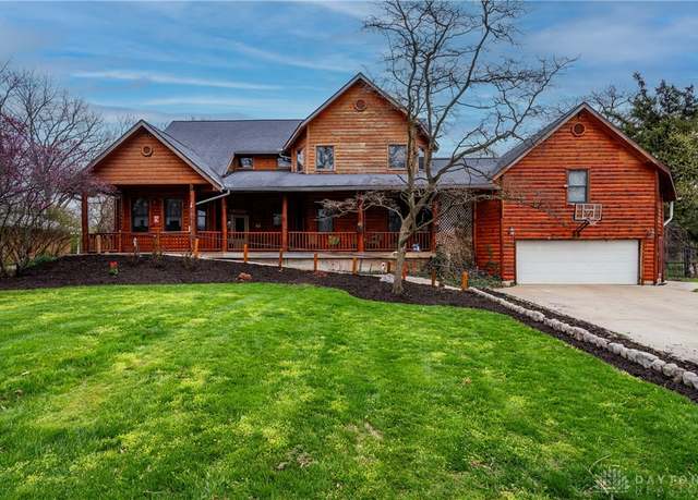 Property at 44 N Meadow Dr, Dayton, OH 45416, 6 beds, 4 baths