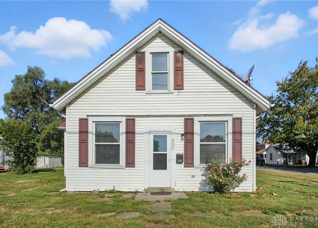 Property at 530 Cincinnati Ave, Xenia, OH 45385, 4 beds, 2 baths