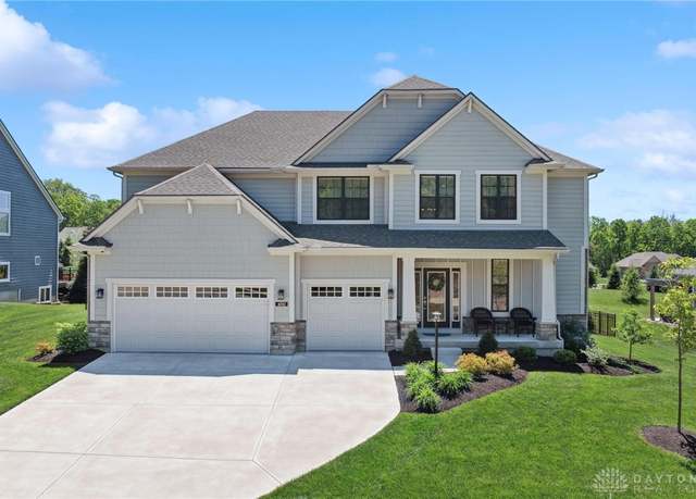 Property at 4061 Woodland Ridge Ct, Bellbrook, OH 45440, 6 beds, 2.5 baths