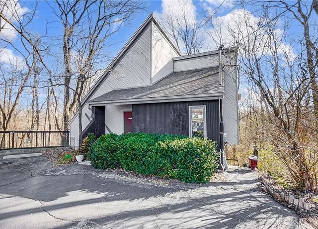 Property at 314 S Main St, Englewood, OH 45322, 1 bed, 2 baths