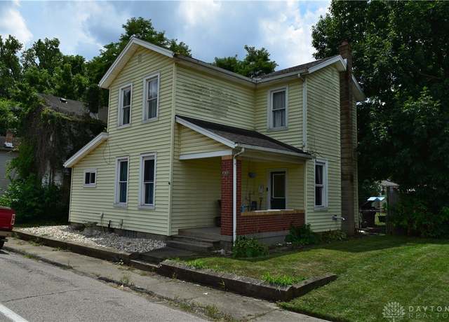 Property at 5357 N Front St, Middletown, OH 45042, 4 beds, 2 baths