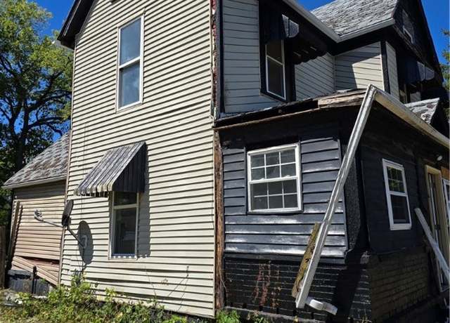 Property at 133 Grosvenor Ave, Dayton, OH 45417, 4 beds, 2 baths