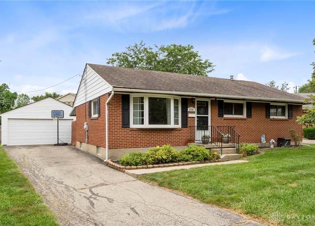 Property at 3732 Valleywood Dr, Kettering, OH 45429, 3 beds, 1.5 baths