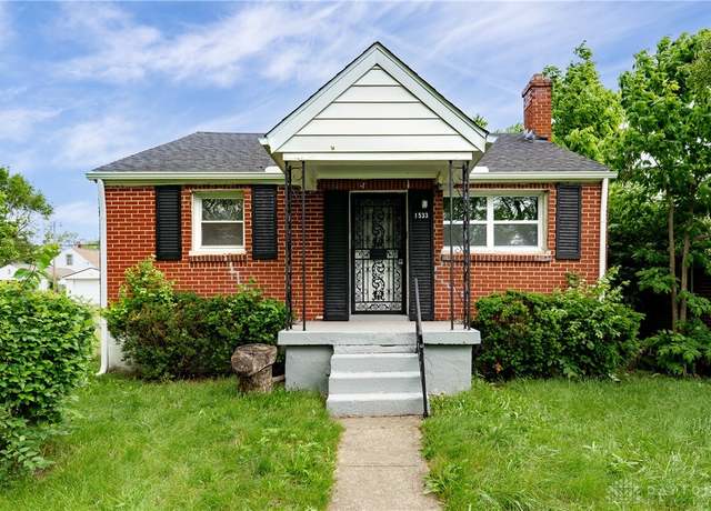 Property at 1533 Weaver St, Dayton, OH 45417, 3 beds, 1.5 baths