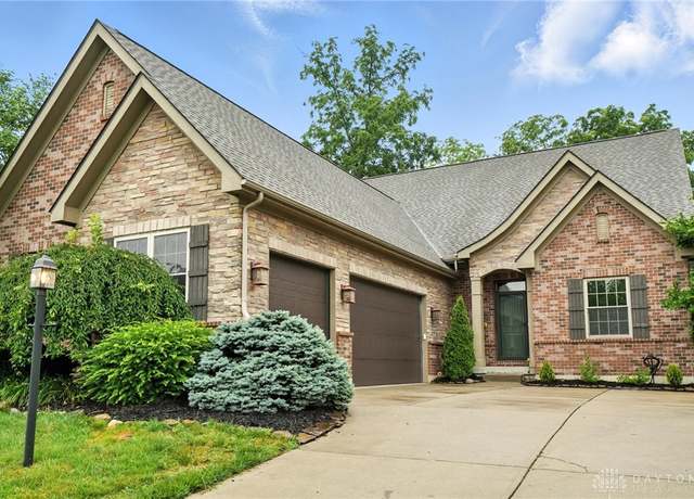 Property at 9266 Ridings Blvd, Dayton, OH 45458, 3 beds, 3 baths