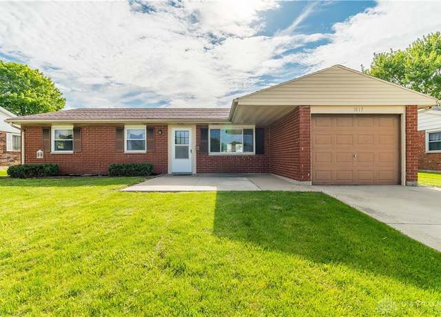 Property at 1015 Plymouth Ave, Piqua, OH 45356, 3 beds, 1.5 baths
