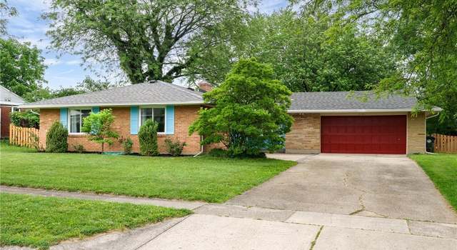 Photo of 1101 Chateau Dr, Dayton, OH 45429