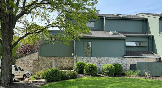 Photo of 2070 Old Falls Dr, Vandalia, OH 45377