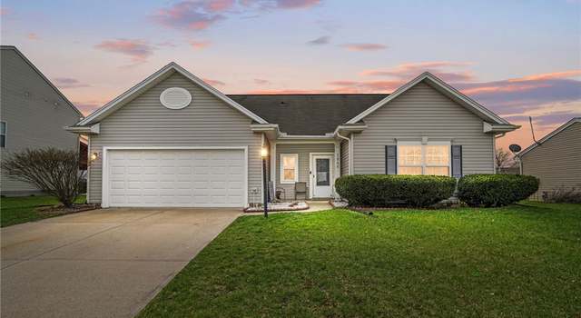 Photo of 1846 Springwood Dr, Piqua, OH 45356