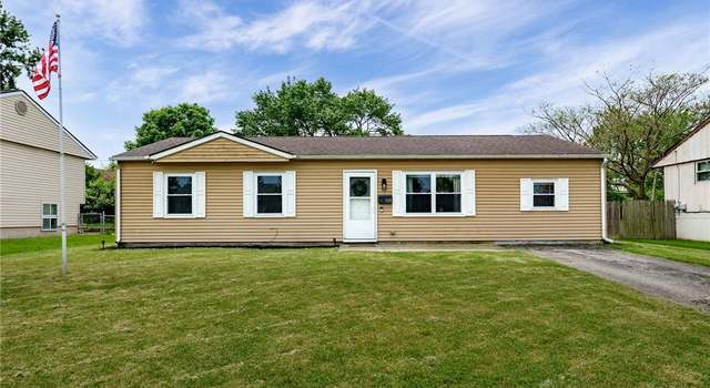 Photo of 1139 Chalet Dr, New Carlisle, OH 45344