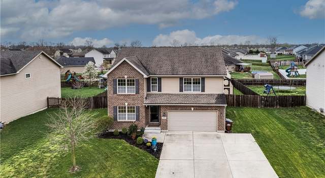 Photo of 143 Timber Ridge Dr, Carlisle, OH 45005