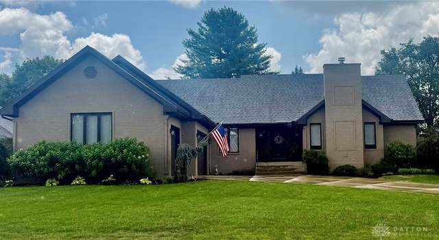 Photo of 8640 Tanglewood Dr, Springboro, OH 45066