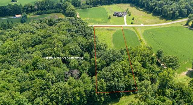 Photo of 420 Kensington Dr, Vernon, OH 45113