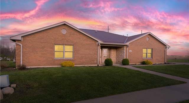 Photo of 1898 Creekside Ct, Sidney, OH 45365