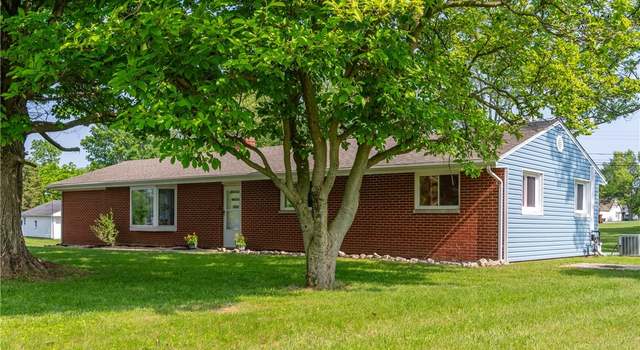 Photo of 3093 Warner Dr, Fairborn, OH 45324