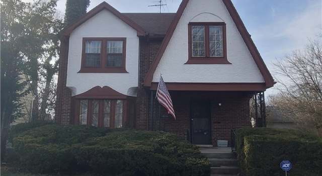 Photo of 1615 Burroughs Dr, Dayton, OH 45406