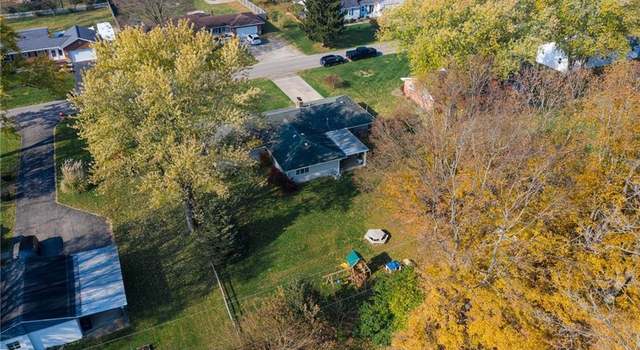 Photo of 1800 Woods Dr, Beavercreek, OH 45432