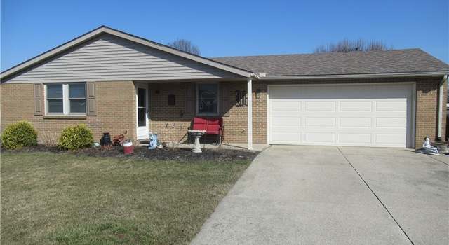 Photo of 900 Manchester Dr, Greenville, OH 45331
