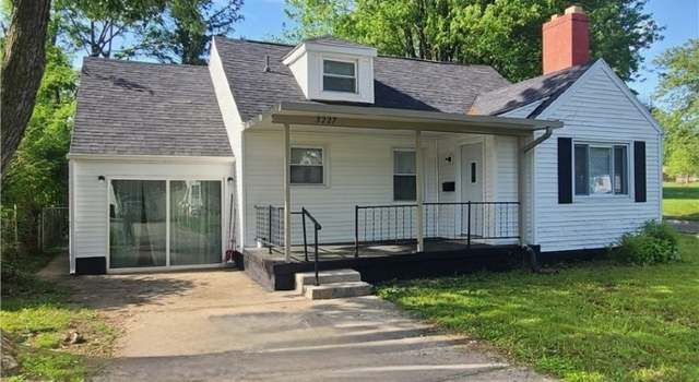 Photo of 3227 Campus Dr, Dayton, OH 45406
