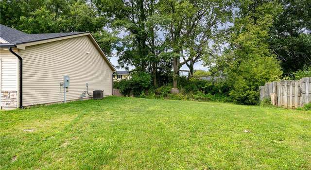 Photo of 896 Louise Dr, Xenia, OH 45385