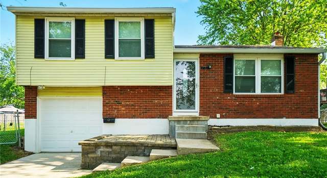 Photo of 730 W Martindale Rd, Englewood, OH 45322