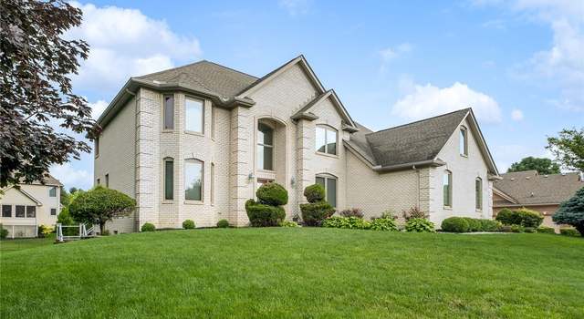 Photo of 337 Yorkshire Ln, Beavercreek Twp, OH 45385