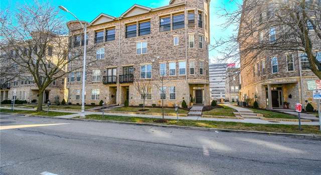 Photo of 118 W Monument Ave, Dayton, OH 45402