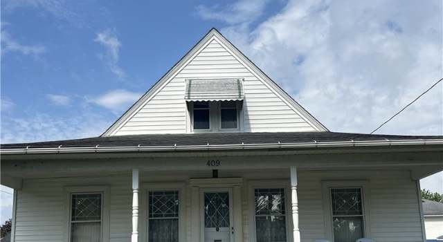 Photo of 409 Pleasant Ave, Malvern, OH 44644
