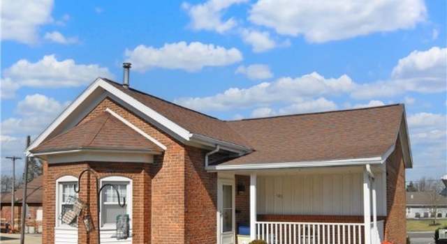 Photo of 105 E Water St, Versailles, OH 45380