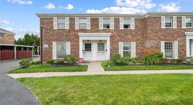 Photo of 825 Clareridge Ln, Dayton, OH 45458
