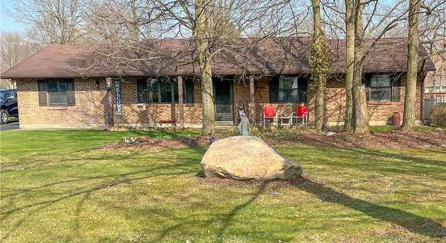 Photo of 366 Rebecca Dr, West Alexandria, OH 45381