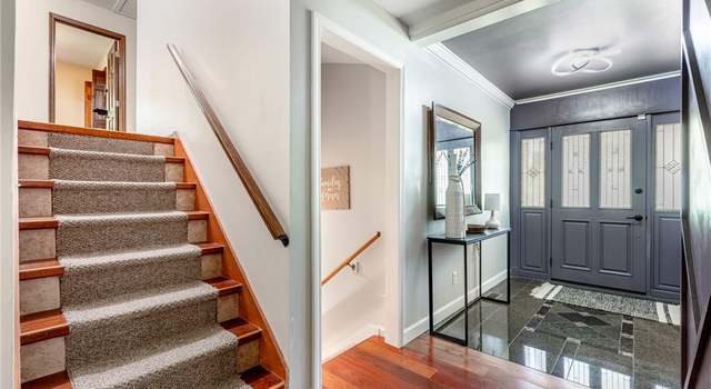 Photo of 640 Woodbourne Trl, Dayton, OH 45459