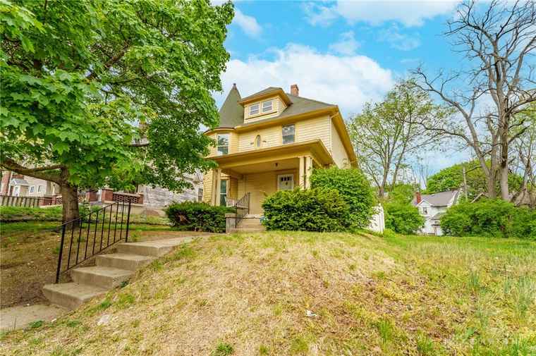 Photo of 27 Ridge Ave Dayton, OH 45405