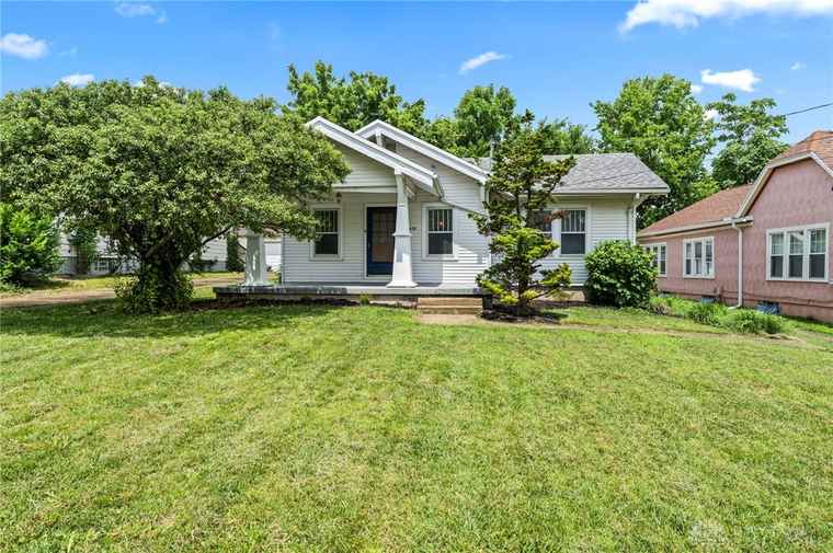 Photo of 3439 Wellington Dr Dayton, OH 45410