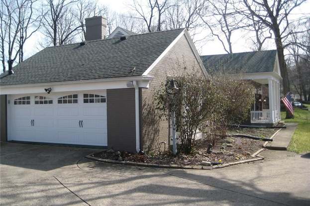 3270 Governors Trl Kettering Oh 45409 Mls 730143 Redfin