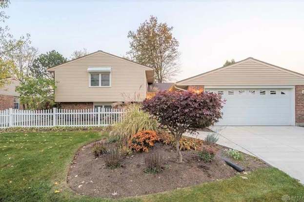 5812 Stonegate Ct Dayton Oh 45424 4 Beds 3 Baths