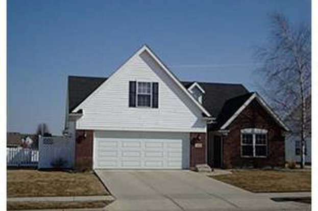 609 Lambert Dr Piqua Oh 45356 Mls 578428 Redfin