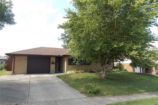 222 Blair Dr Fairborn Oh 45324 Mls 769741 Redfin