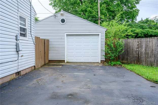 3387 Harwood St Kettering Oh 45429 Mls 793979 Redfin