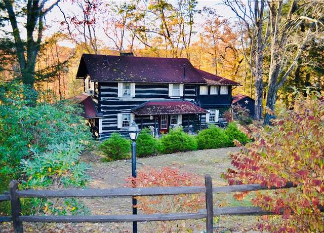 Property at 107 Harvey Rd, Foxburg, PA 16036, 4 beds, 2 baths