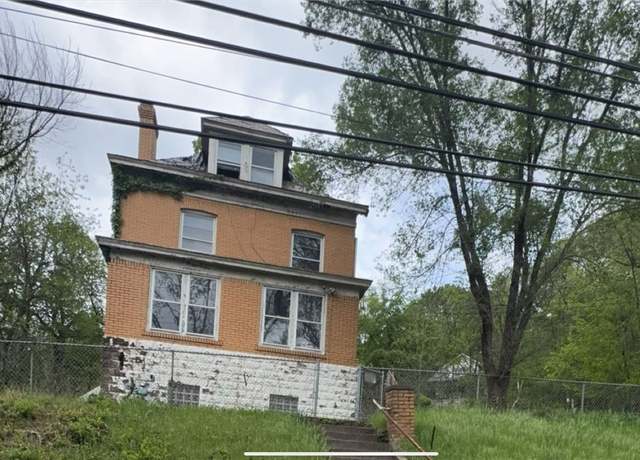 Property at 1426 Blackadore Ave, Penn Hills, PA 15235, 5 beds, 1.5 baths