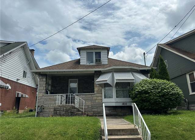 Property at 1810 Ridge Ave, Arnold, PA 15068, 3 beds, 2 baths