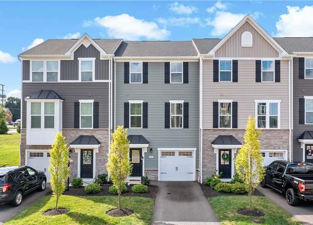 Property at 223 Chesna Dr, Whitehall, PA 15234, 3 beds, 2.5 baths