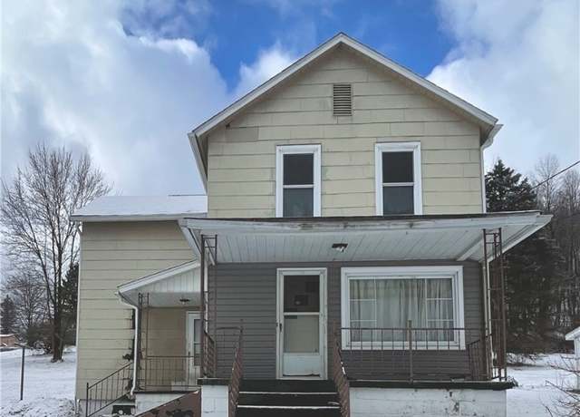 Property at 137 2nd Ave, Cambria Heights School District, PA 16646, 3 beds, 1 bath