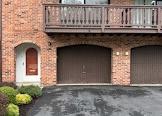 Property at 105 Thornberry Dr, Ross Twp, PA 15237, 2 beds, 1.5 baths