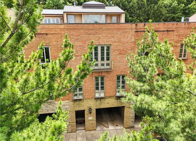 Property at 140 N Woodland Rd, Shadyside, PA 15232, 3 beds, 2.5 baths