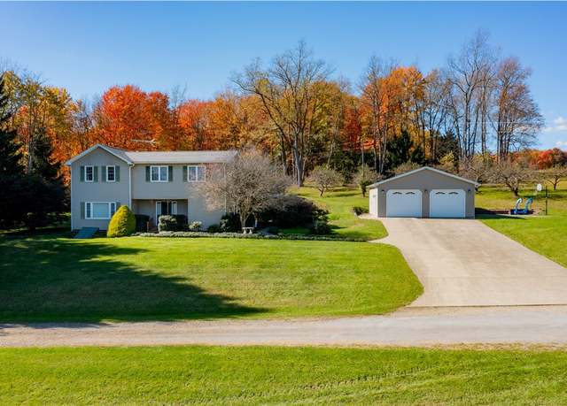 Property at 44868 Warner Rd, Oil Creek - Cra, PA 16354, 4 beds, 2 baths