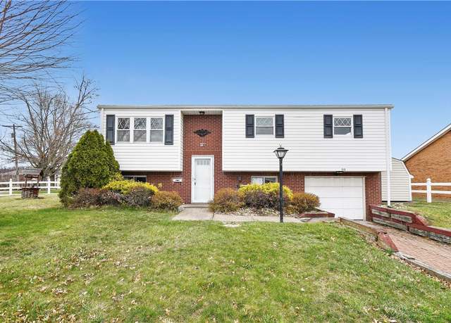 Property at 99 Longvue Dr, White Oak, PA 15131, 3 beds, 2 baths