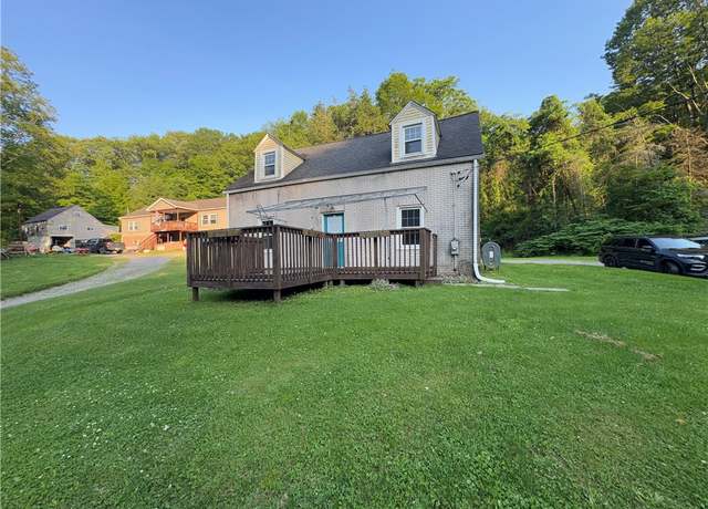 Property at 316 Dutchman Run Rd, Lower Burrell, PA 15068, 4 beds, 2 baths