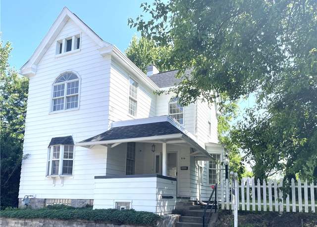 Property at 516 Division Ave, Bellevue, PA 15202, 2 beds, 1.5 baths